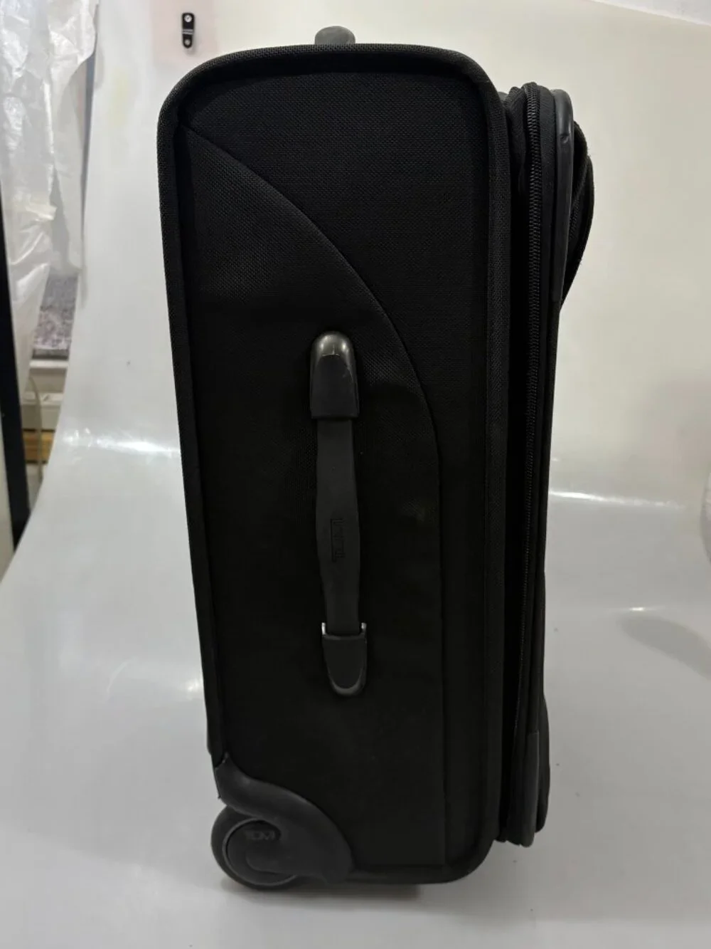 Tumi Alpha 22